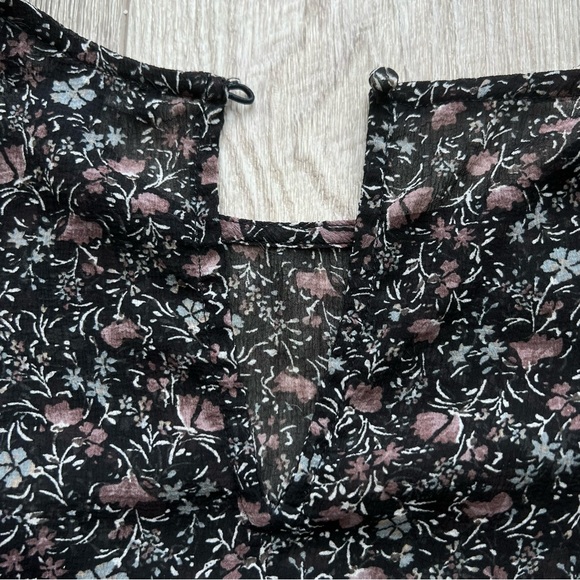 American Eagle Black Floral Ruffle-Trim Cold Shoulder Blouse | Size Small - Picture 9 of 15